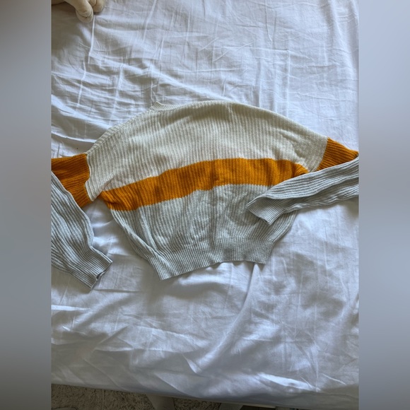 Garage Sweater three toned - Picture 3 of 3